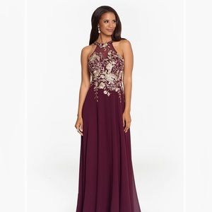Betsy & Adam "CELESTE" LONG EMBROIDERED CHIFFON GOWN SLEEVELESS in burgundy. NWT